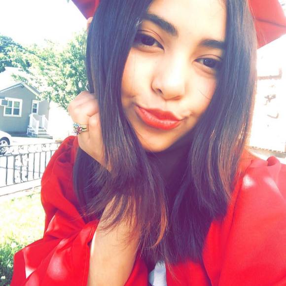 Meet your Posher, Joselyn - Picture 1 of 1